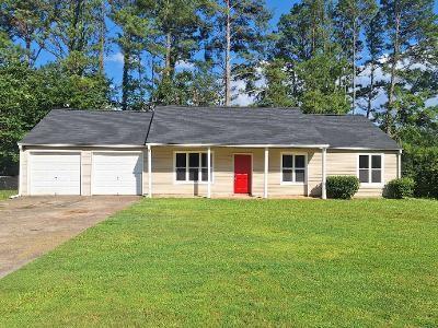 Homes For Sale - 402 River Point Drive<br/> Woodstock, GA 30188