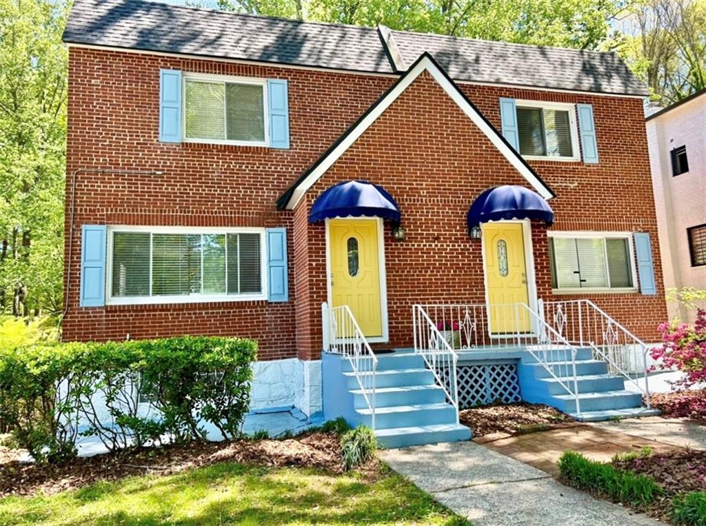 LOCATION LOCATION LOCATION!!!! Located in the heart of Lenox Park-Brookhaven with newly refinished hardwood floors throughout this all brick townhome has 3 bedrooms with 2.5 baths, a large family room, separate dining room, basement, laundry room and garage. All bathrooms have been fully renovated. It has an updated kitchen with granite counters, stainless steel appliances and direct access to a large exterior deck. Most pets are welcome with pet deposit. The home is within walking distance of Lenox Park, Phipps Plaza, Lenox Mall and Marta. Also, within minutes of Dunwoody, Midtown, downtown 400, 85, 285, shopping and restaurants. Book showing today!