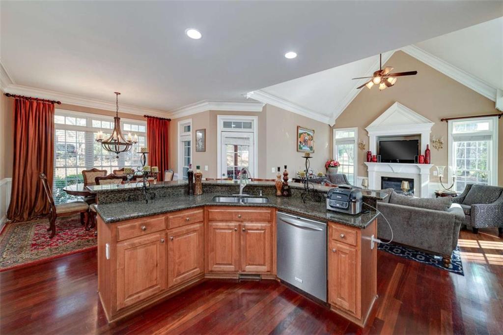 415 Oxmoor Lake Drive, Mcdonough, Georgia image 9