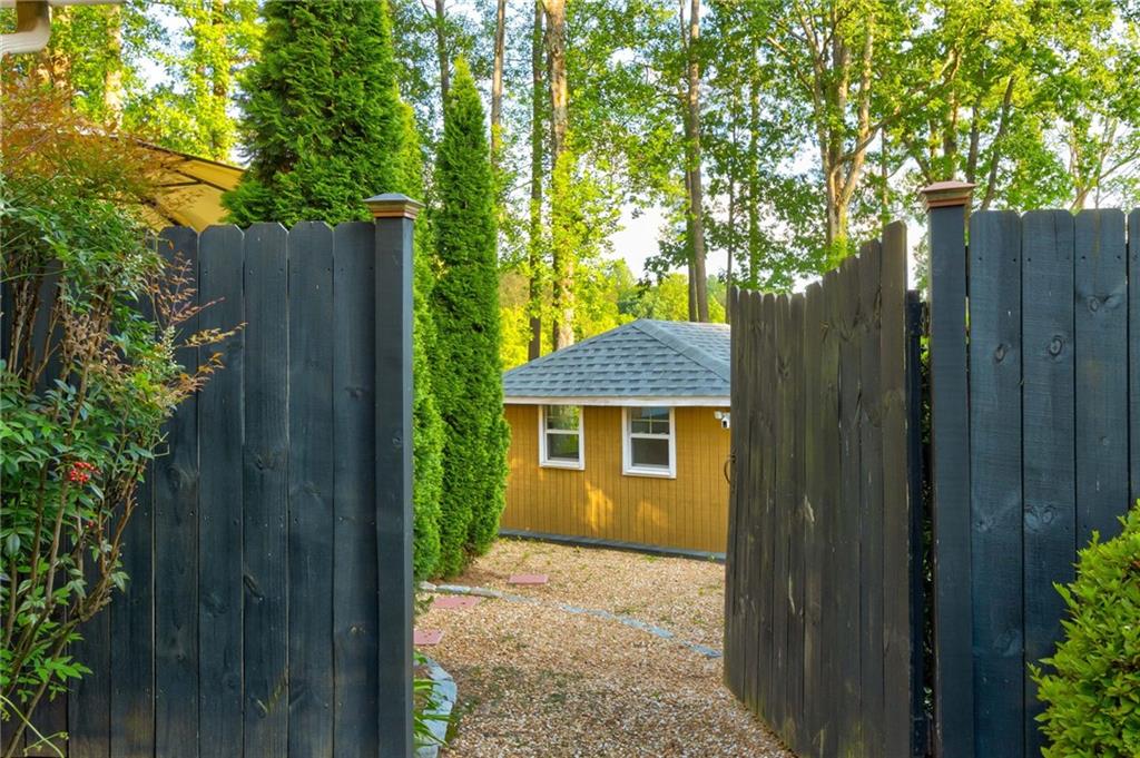 Battle Forest - Residential