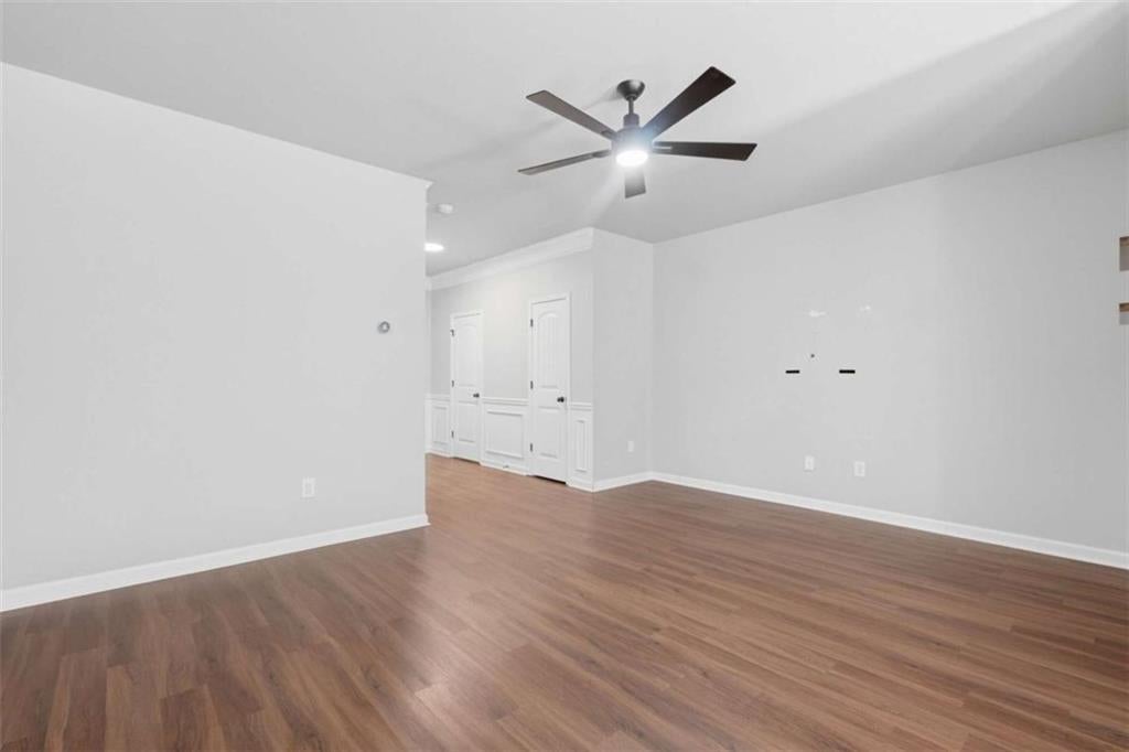 643 Oakside Place