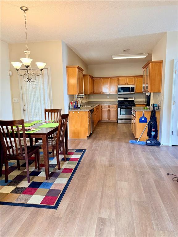 7476 Ledgestone Lane