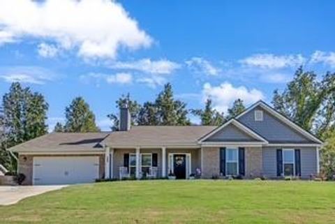 308 Kinsley Way Statham GA 30666