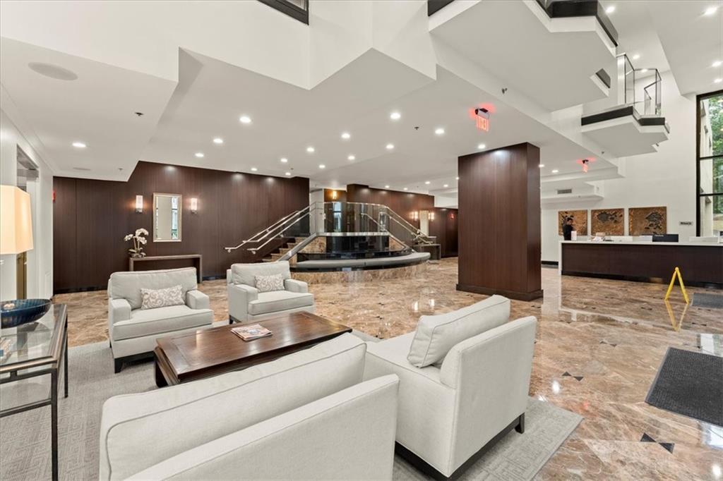 3481 Lakeside Drive NE 2601