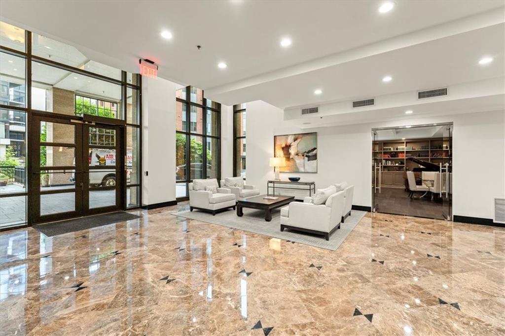 3481 Lakeside Drive NE 2601