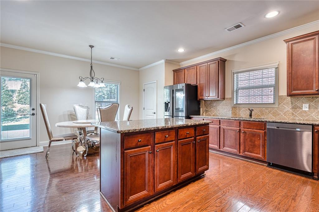 3642 Lake Estates Way Way, Atlanta, Georgia image 11