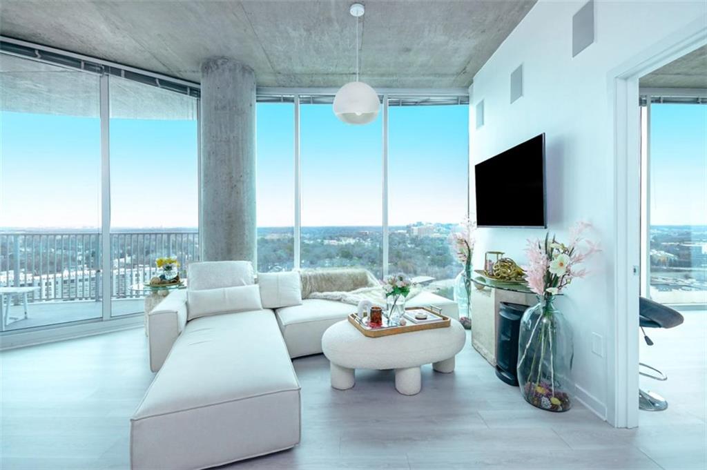 361 17th Street 2122