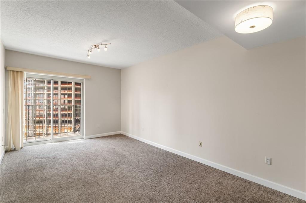 195 NE 14th St 1404