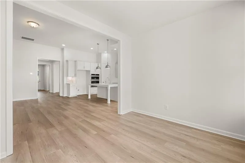 Snellville, Georgia 30078, United States, 2 Bedrooms Bedrooms, ,2 BathroomsBathrooms,Residential,Active,84925