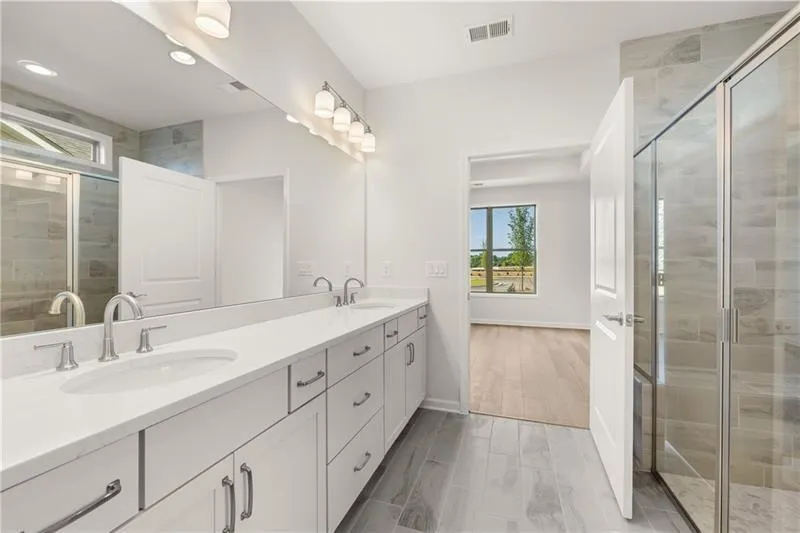 Snellville, Georgia 30078, United States, 2 Bedrooms Bedrooms, ,2 BathroomsBathrooms,Residential,Active,84925