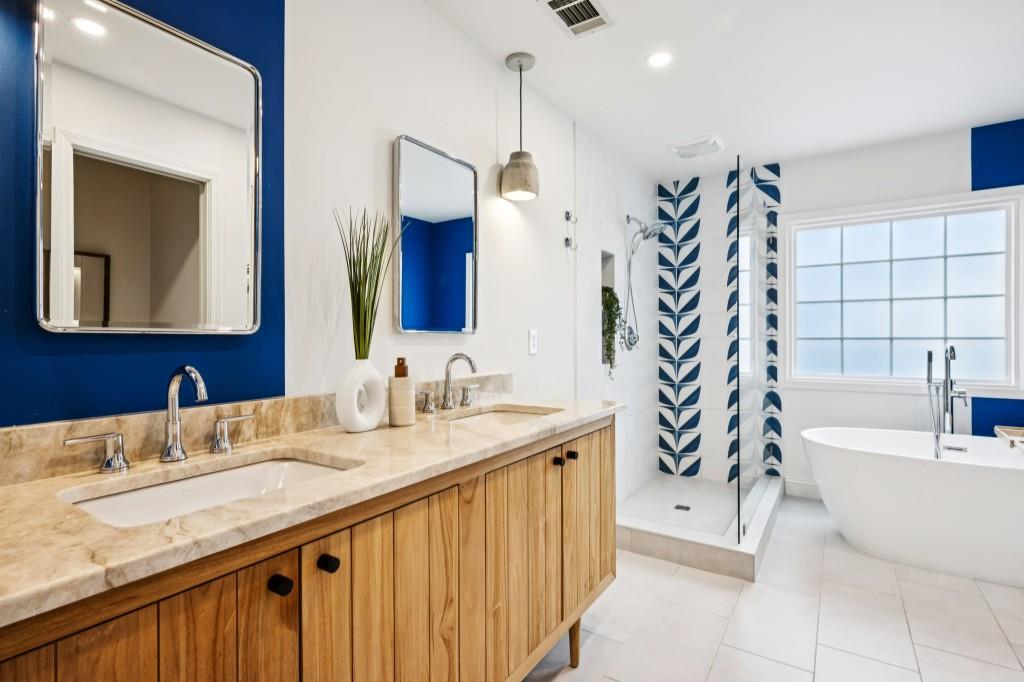 734 Woodson Street SE