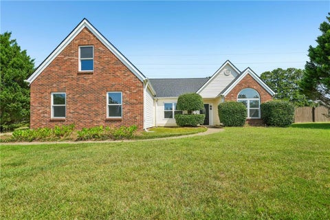 Homes For Sale - 3725 Bradford Walk Trail<br/> Buford, GA 30519