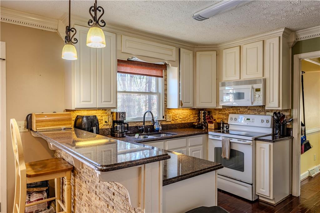 2107 Rockmart Road, Rome, Georgia image 5
