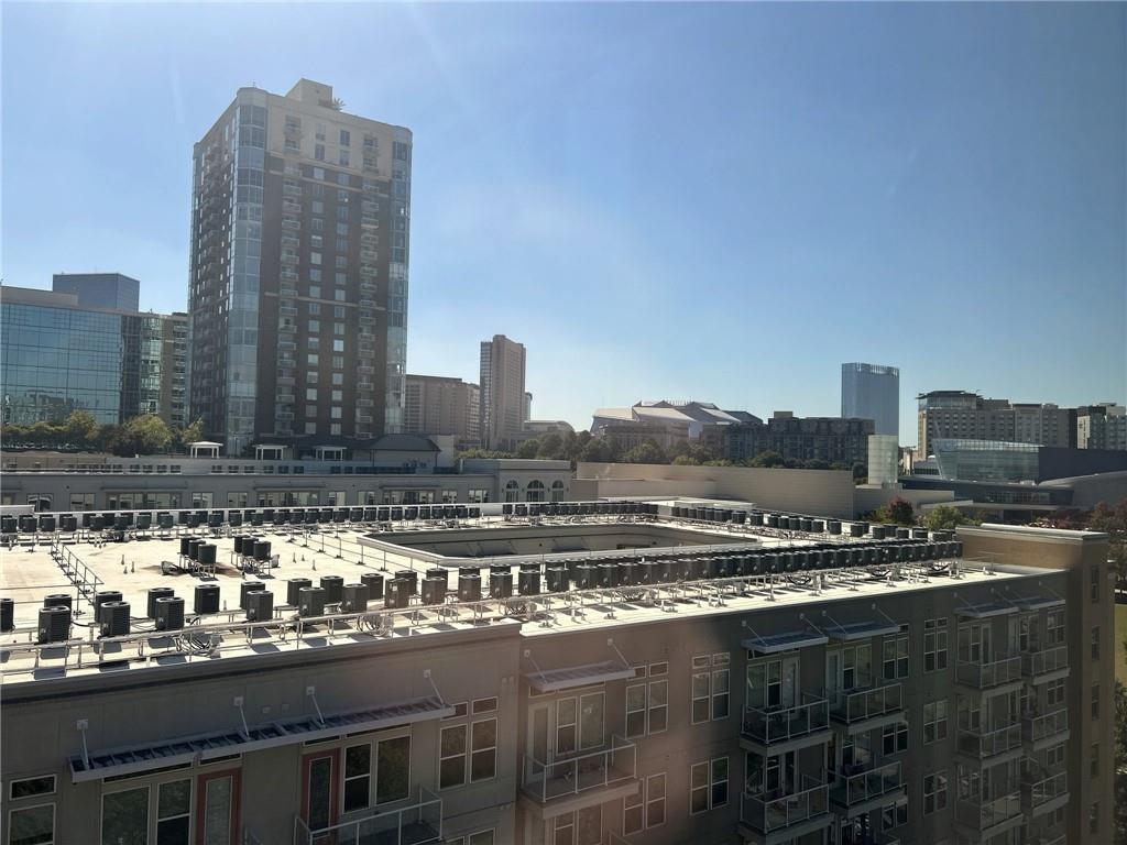 115 W Peachtree Place NW 702