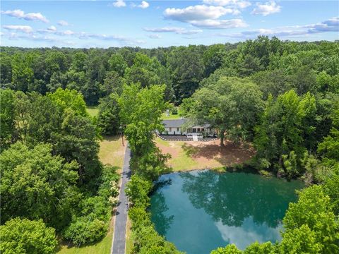 A home in Powder Springs