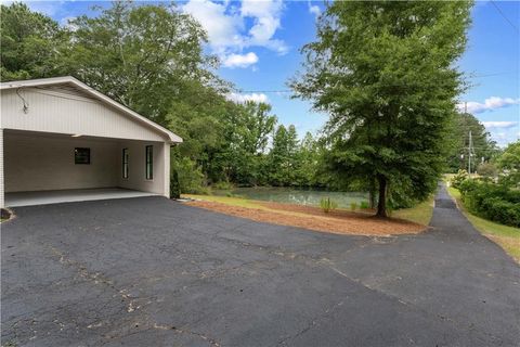 A home in Powder Springs