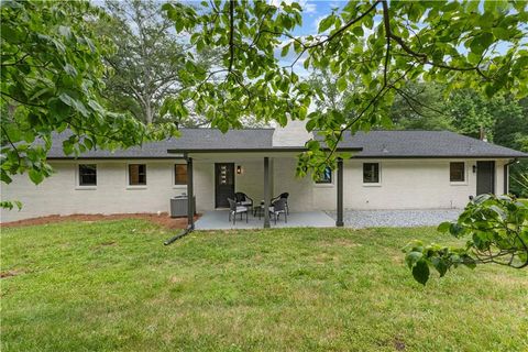 A home in Powder Springs