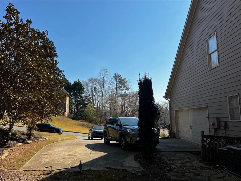 905 Misty Wood Lane