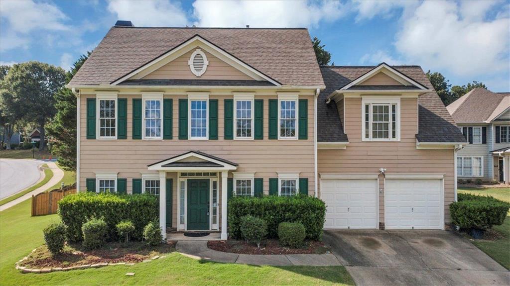 Welcome to this charming 4BR/2.5BA home in sought-after Middlebrooke! Situated on a quiet cul-de-sac corner lot, and proudly serving all red-hot
Canton, Georgia has to offer, this well-maintained home features a 2-story foyer, formal living & dining rooms, and a fireside family room open to the
kitchen. The kitchen includes custom countertops, ample cabinetry, pantry, and breakfast area. Upstairs, the oversized primary suite offers a double
vanity, soaking tub, separate shower & walk-in closet. Three additional bedrooms share a full bath. Enjoy your mornings on the screened porch
overlooking a private, fenced backyard. Recent upgrades include a newer roof and regularly serviced HVAC. Community amenities include swim, tennis, playground & clubhouse. Convenient to shopping, dining, I-575, and top-rated Sequoyah HS district. Don’t miss this move-in ready home in a fantastic location!