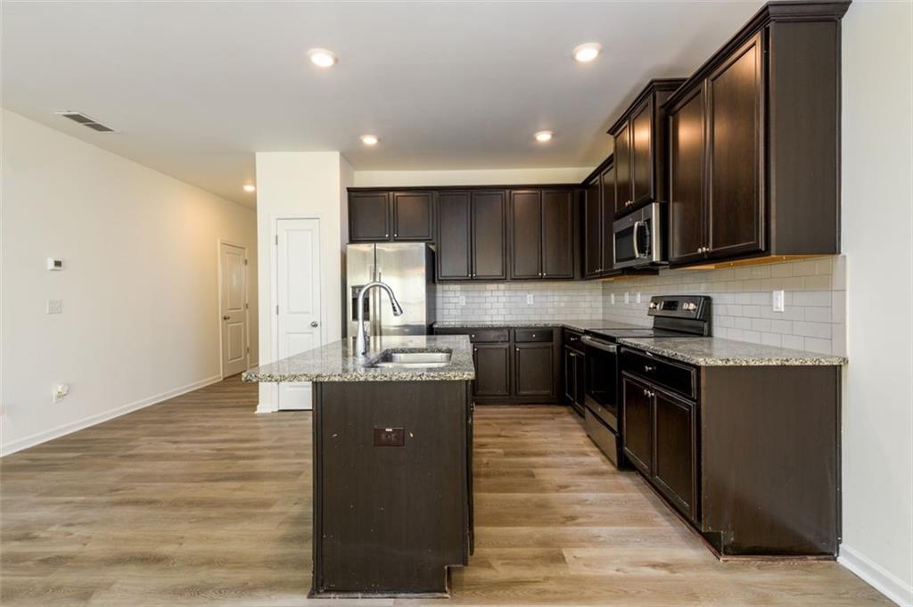 4940 Elm Brook Drive, Atlanta, Georgia image 17