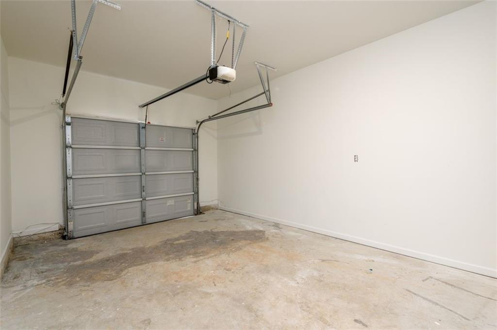4940 Elm Brook Drive, Atlanta, Georgia image 38