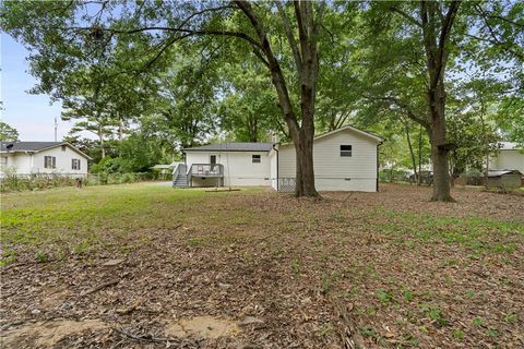 A home in Calhoun