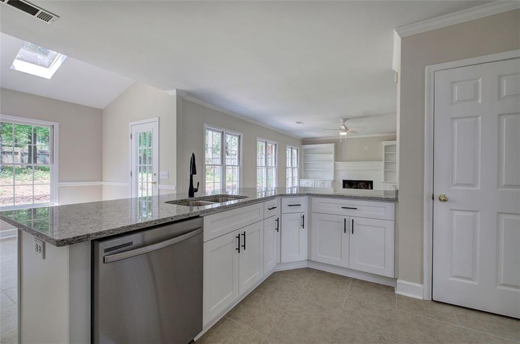 863 Fairlong Way, Acworth, Georgia image 20