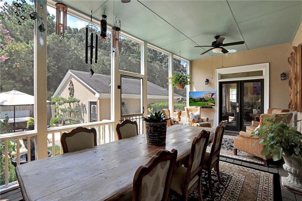 5215 Coacoochee Terrace