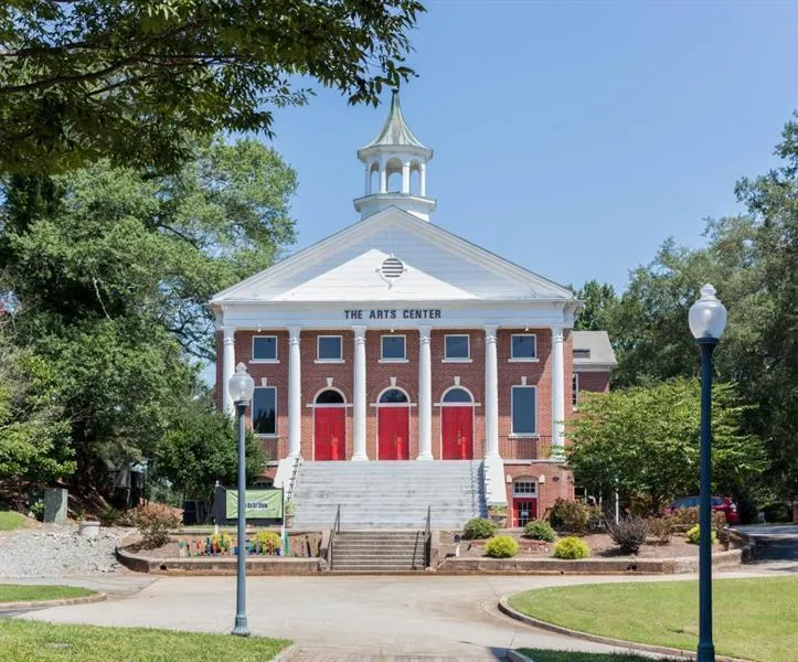 Canton, Georgia 30114, United States, 3 Bedrooms Bedrooms, ,3 BathroomsBathrooms,Residential,Pending,14808