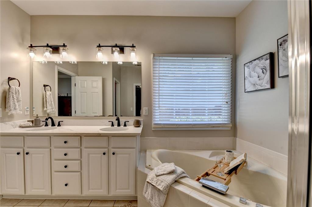 2633 Hanriva Court, Dacula, Georgia image 38