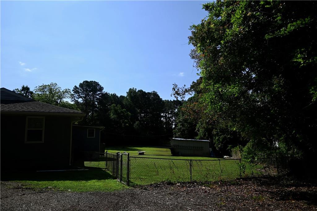 1621 OAK Road
