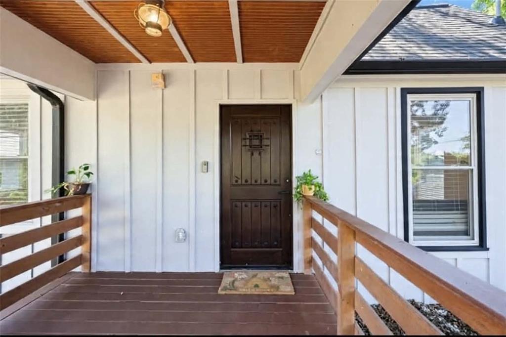2352 Herring Road