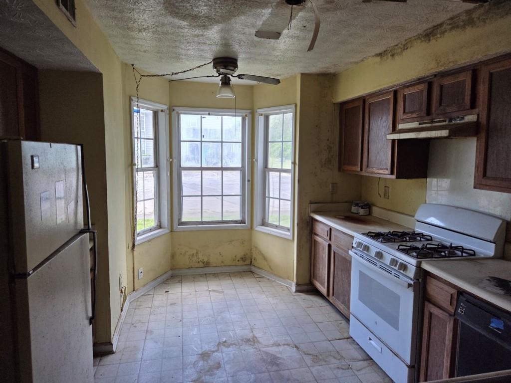 9460 Cypress Lane