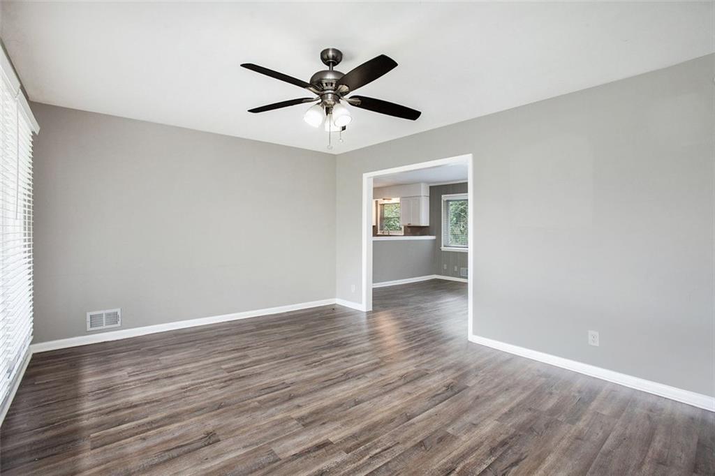 5052 W Mountain Street, Stone Mountain, Georgia image 7