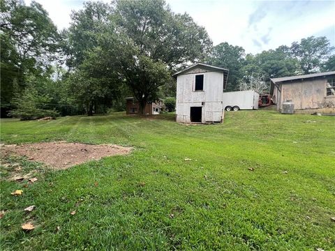 A home in Dawsonville