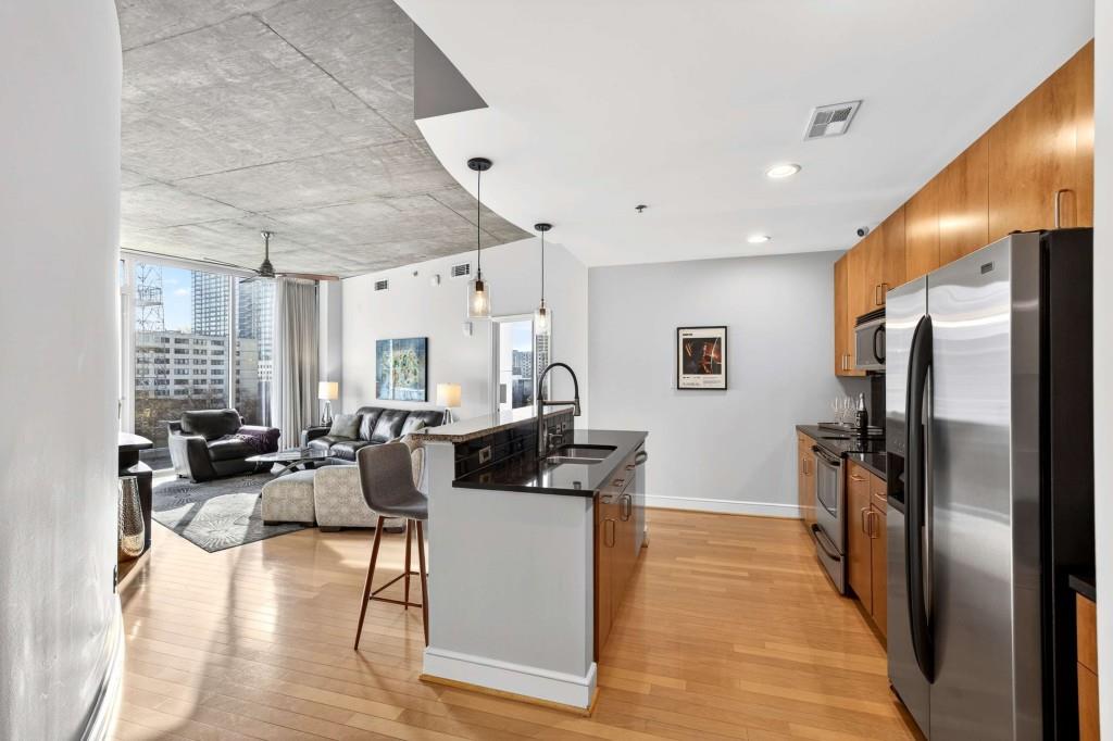 950 W Peachtree Street NW 1011