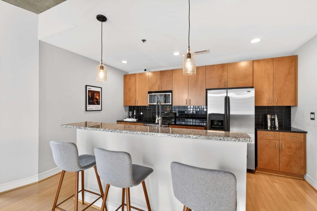 950 W Peachtree Street NW 1011