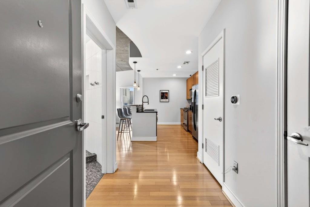 950 W Peachtree Street NW 1011