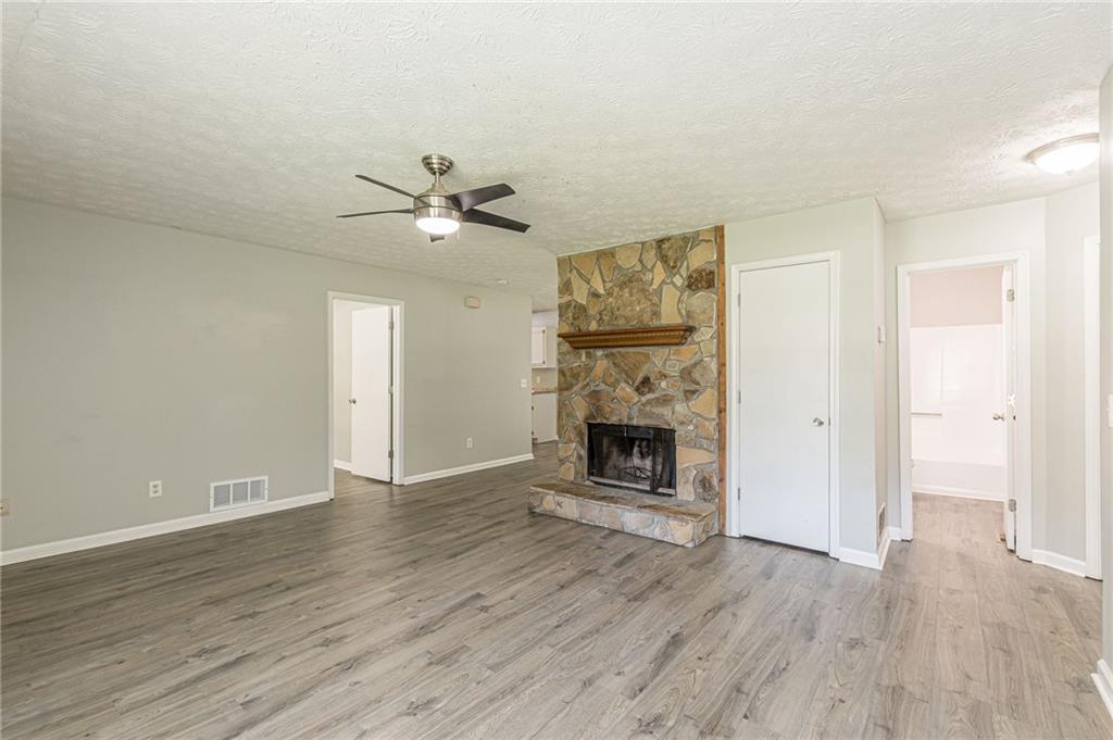 6226 Pine Lane, Douglasville, Georgia image 12
