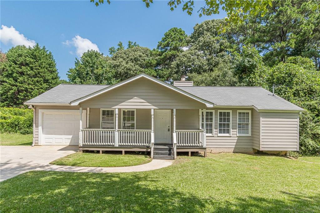 6226 Pine Lane, Douglasville, Georgia image 6