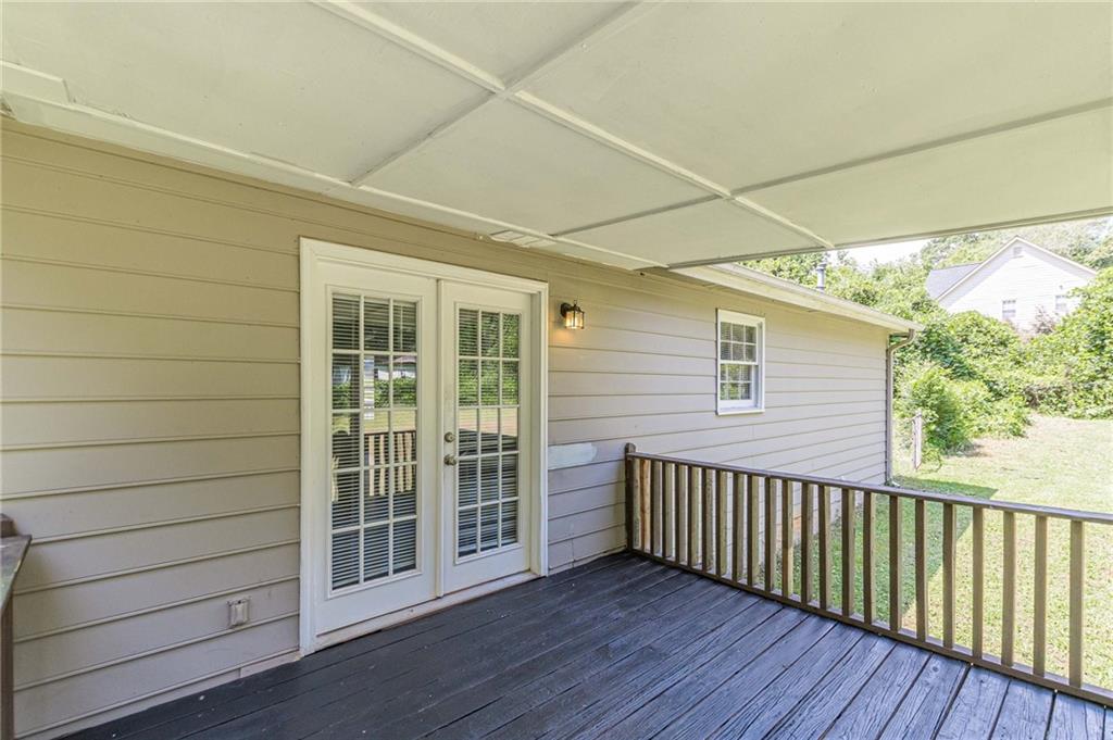 6226 Pine Lane, Douglasville, Georgia image 17