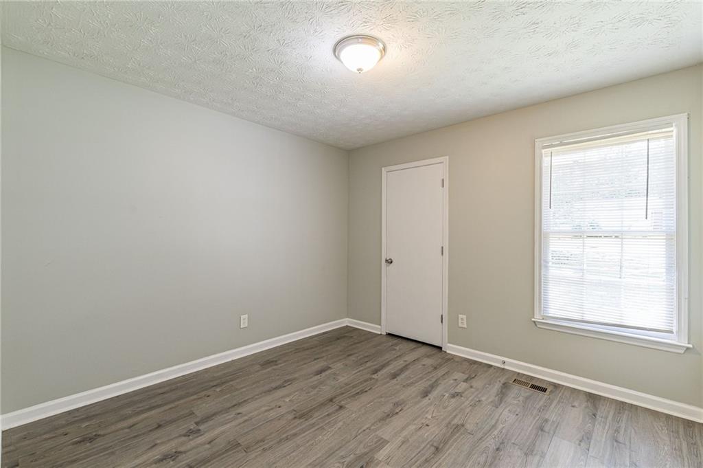 6226 Pine Lane, Douglasville, Georgia image 38