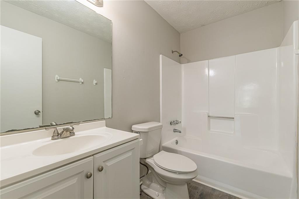 6226 Pine Lane, Douglasville, Georgia image 37