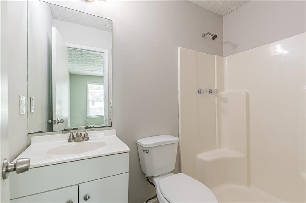 6226 Pine Lane, Douglasville, Georgia image 32