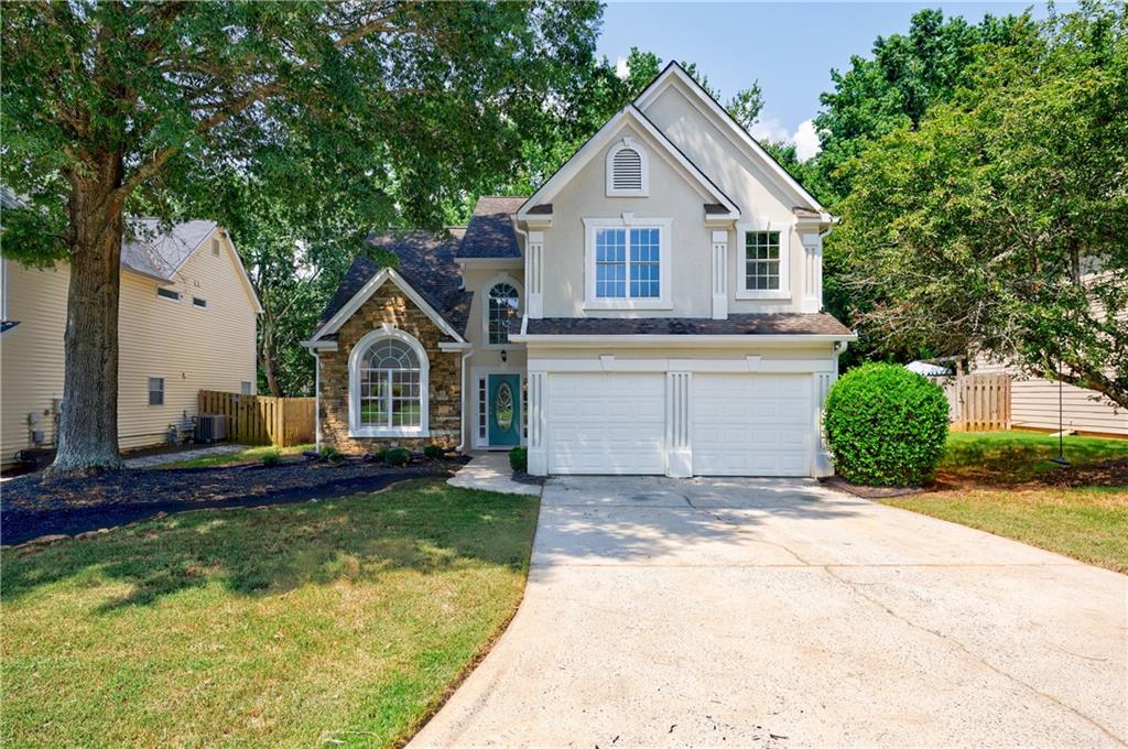 Welcome home to this ideally located 3 bedroom, 2.5 bathroom traditional home with an open floor plan, situated in the highly sought-after Crabapple Creek neighborhood.
This home is nestled in a swim/tennis community, less than 5 miles from Historic Roswell/Canton Street, Alpharetta City Center, and Avalon. The open floor plan boasts soaring ceilings that fill the space with light and warmth, overlooking the private backyard. The white kitchen seamlessly connects to the two-story fireside family room.
The second level features a primary ensuite with a comfortable sitting area. The secondary bedrooms conveniently share a bathroom with their own private entry. The level driveway, yard, and patio provide excellent spaces for family and friends to gather and enjoy the private and serene backyard.
Come make this home your own and enjoy the endless possibilities. You'll love living in this swim/tennis community with top-rated schools, just minutes from world-class shopping and dining.
Upgrades: Approx. 2010 New Furnace, 2013 New Roof, 2013 New Gutters, 2019 New Siding, 2020 New Condenser and Evaporator (outside AC unit), 2024 New Water Heater