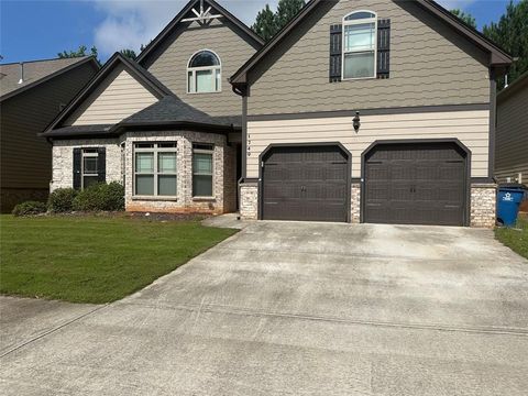 Homes For Sale - 1749 Misselthrush Lane<br/> Henry County, Mcdonough, GA 30253