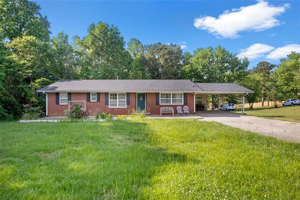 5284 Strickland Road, Flowery Branch, Georgia image 2
