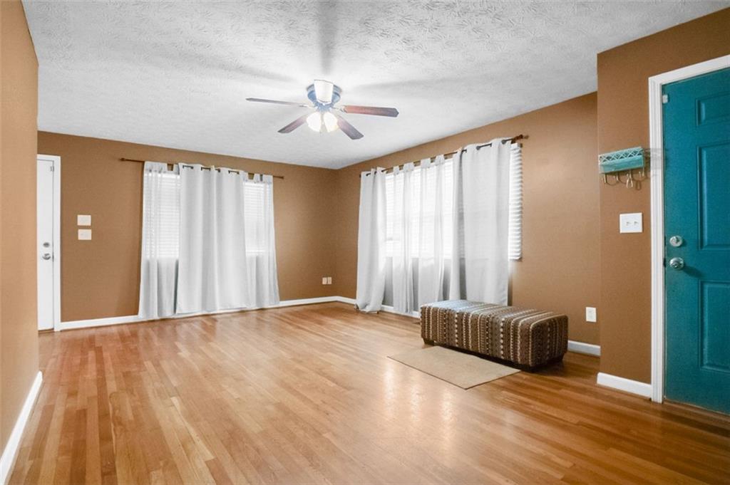 5284 Strickland Road, Flowery Branch, Georgia image 3