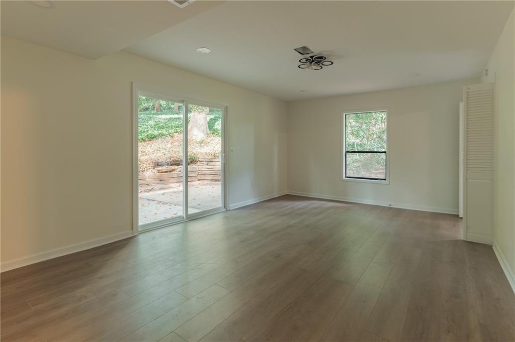 Holly Spgs East - Residential Lease