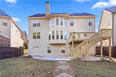 A home in Dacula